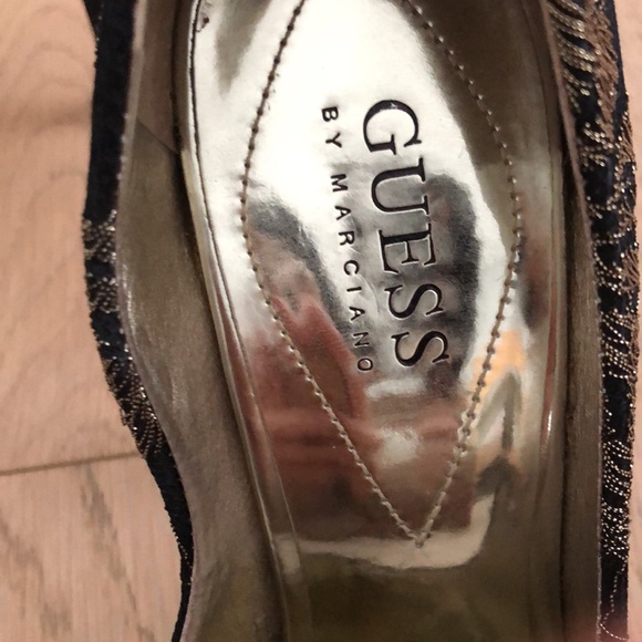 Guess by Marciano - Picture 3 of 3